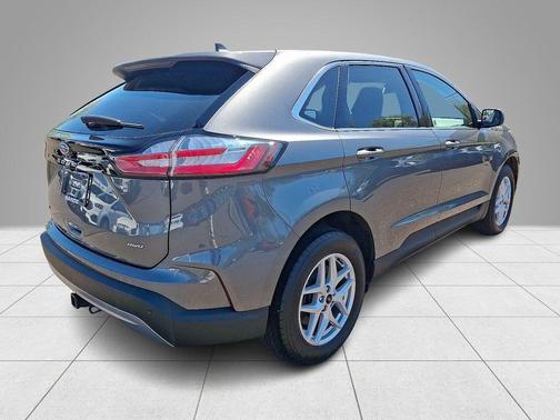 Gray Metallic 2024 Ford Edge SEL