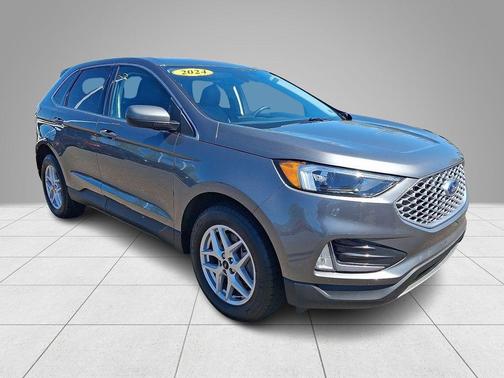Gray Metallic 2024 Ford Edge SEL