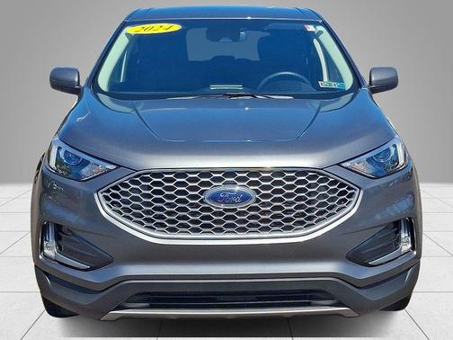 Gray Metallic 2024 Ford Edge SEL