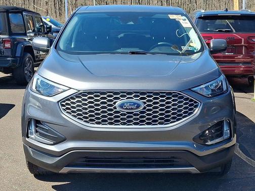 Gray Metallic 2024 Ford Edge SEL