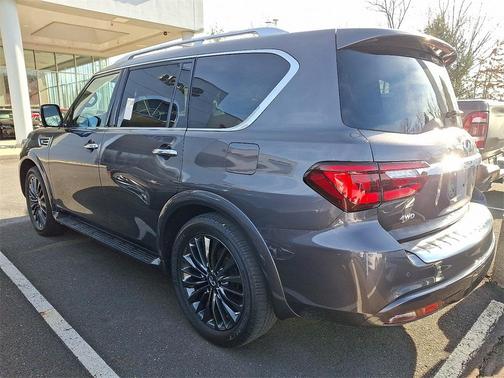 2022 INFINITI QX80 SENSORY