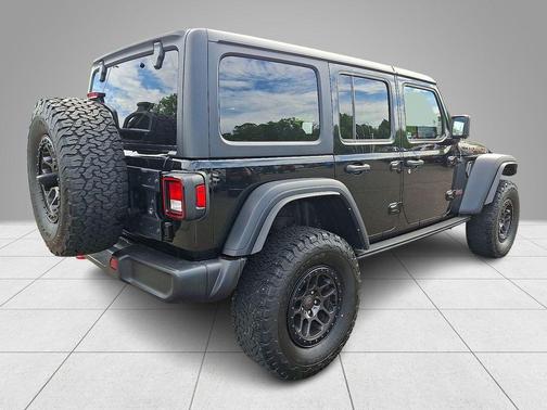 Black Clearcoat 2022 Jeep Wrangler Unlimited Rubicon