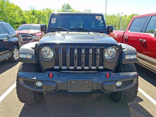 Black Clearcoat 2022 Jeep Wrangler Unlimited Rubicon