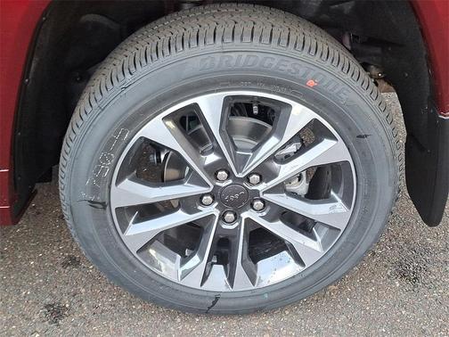 2025 Jeep Grand Cherokee Overland