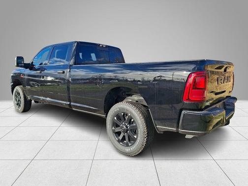 Diamond Black 2026 RAM 2500 Big Horn