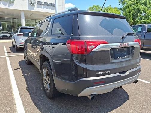 2017 GMC Acadia SLT-1