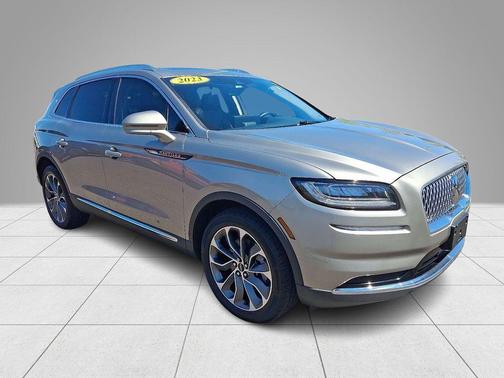 Sandstone Metallic 2023 Lincoln Nautilus Reserve