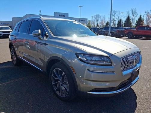 Sandstone Metallic 2023 Lincoln Nautilus Reserve