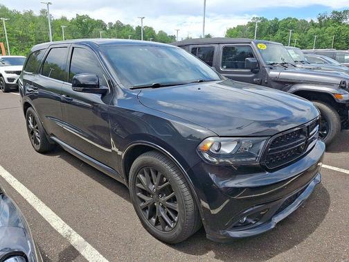Brilliant Black Crystal Pearlcoat 2015 Dodge Durango R/T