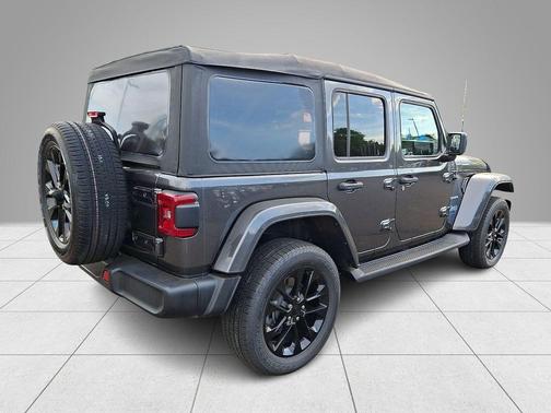 Granite Crystal Clearcoat Metallic 2023 Jeep Wrangler 4xe Sahara