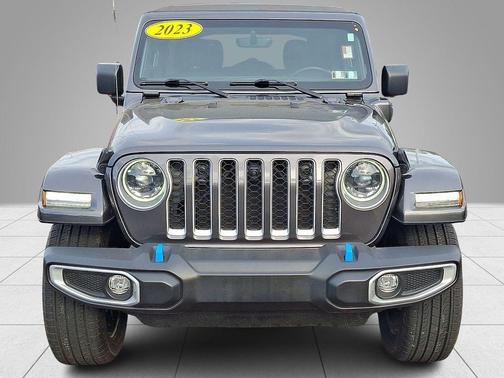 Granite Crystal Clearcoat Metallic 2023 Jeep Wrangler 4xe Sahara
