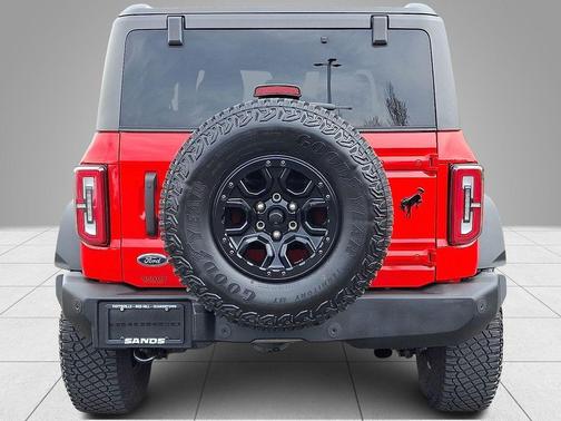 Race Red 2023 Ford Bronco Wildtrak