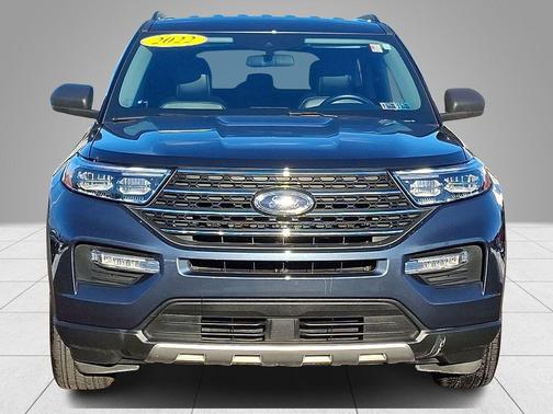Blue Metallic 2022 Ford Explorer XLT
