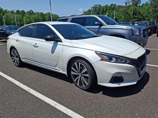 2020 Nissan Altima 2.5 SR