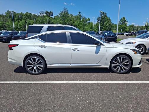 2020 Nissan Altima 2.5 SR