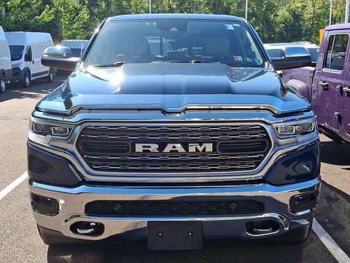 Patriot Blue Pearlcoat 2019 RAM 1500 Limited