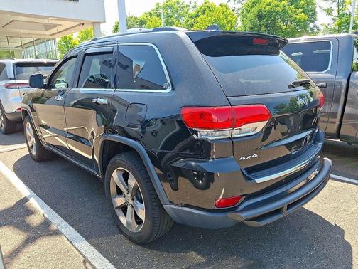 Brilliant Black Crystal Pearlcoat 2014 Jeep Grand Cherokee Limited
