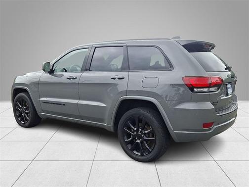 2022 Jeep Grand Cherokee WK Laredo