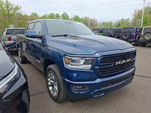 Patriot Blue Pearlcoat 2023 RAM 1500 Laramie