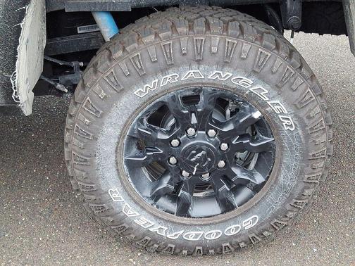 Molten Red Pearlcoat 2026 RAM 2500 Tradesman