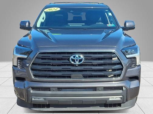 Magnetic Gray Metallic 2024 Toyota Sequoia SR5