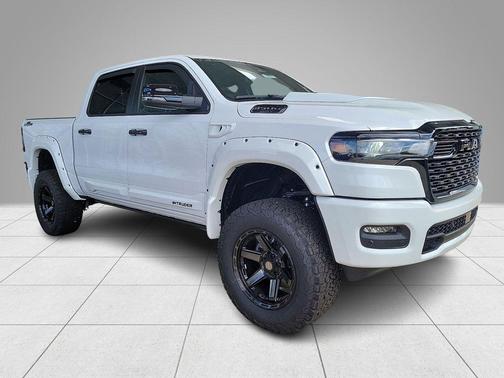 Bright White Clearcoat 2025 RAM 1500 Big Horn/Lone Star