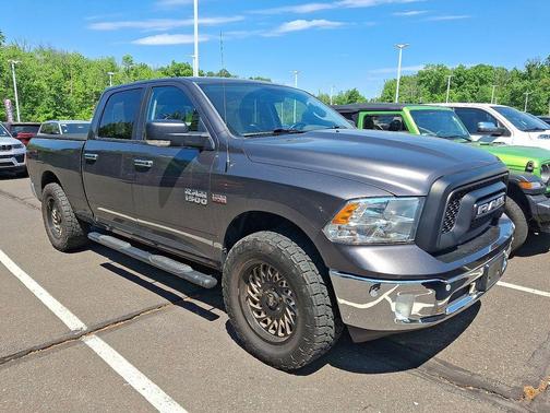 Granite Crystal Clearcoat Metallic 2018 RAM 1500 Big Horn