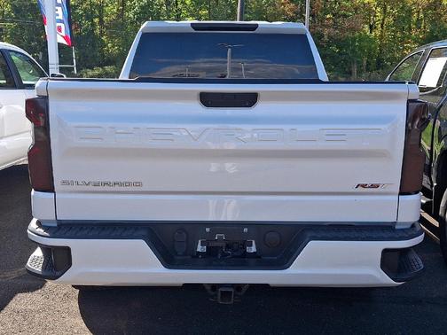 Iridescent Pearl Tricoat 2021 Chevrolet Silverado 1500 RST