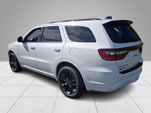 White Knuckle Clearcoat 2026 Dodge Durango GT