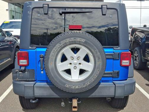 Hydro Blue Pearl 2016 Jeep Wrangler Unlimited Sport