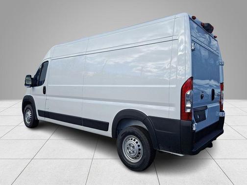 Bright White Clearcoat 2026 RAM ProMaster 2500 High Roof