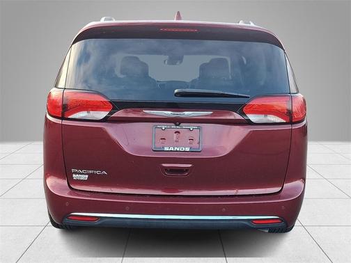 2020 Chrysler Pacifica Touring-L Plus