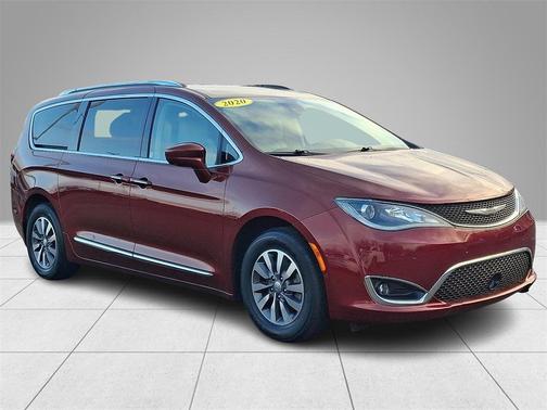2020 Chrysler Pacifica Touring-L Plus