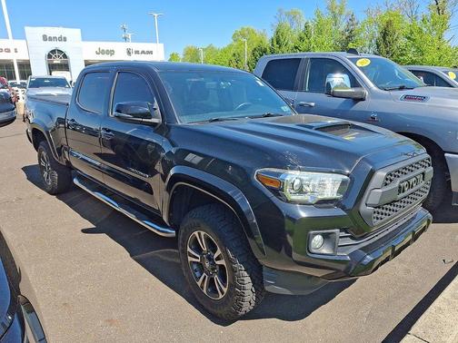 Black 2016 Toyota Tacoma TRD Sport