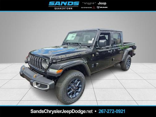 Black Clearcoat 2026 Jeep Gladiator 85th Anniversary Edition