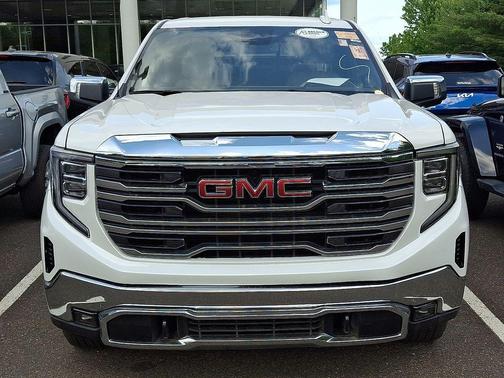 White Frost Tri-Coat 2024 GMC Sierra 1500 SLT