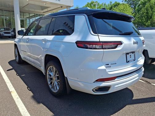 2022 Jeep Grand Cherokee L Summit
