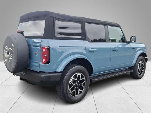 2022 Ford Bronco Outer Banks