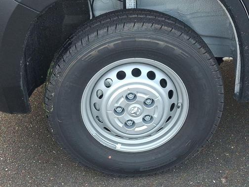 Bright White Clearcoat 2026 RAM ProMaster 2500 Base