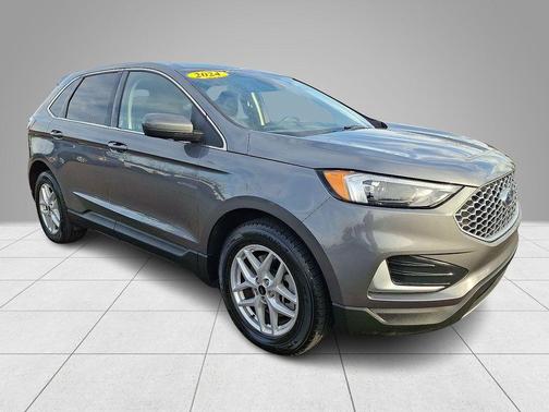 Gray Metallic 2024 Ford Edge SEL