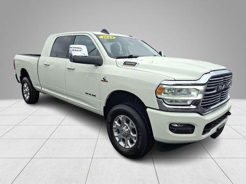 Pearl White 2024 RAM 3500 Laramie