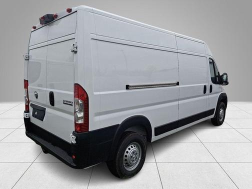 Bright White Clearcoat 2026 RAM ProMaster 2500 High Roof