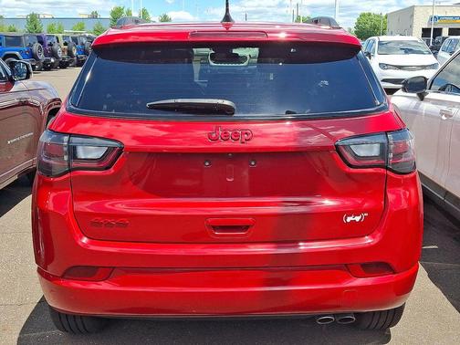 Redline Pearlcoat 2022 Jeep Compass Limited