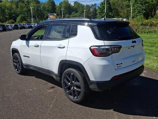 Bright White Clearcoat 2026 Jeep Compass Limited