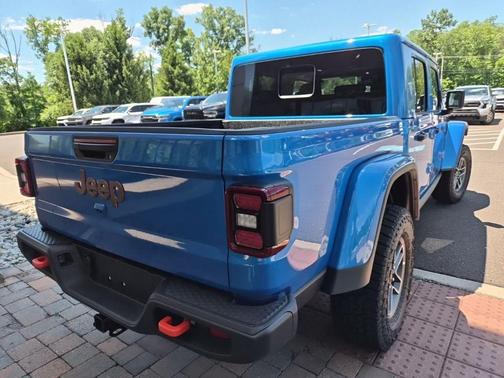 Hydro Blue Pearlcoat 2026 Jeep Gladiator Mojave