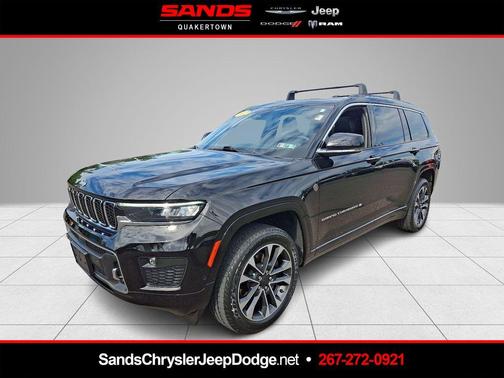Diamond Black 2022 Jeep Grand Cherokee L Overland