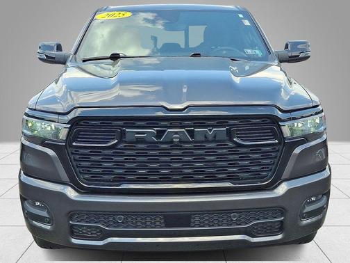 Granite Crystal Clearcoat Metallic 2025 RAM 1500 Big Horn/Lone Star