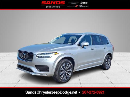 2022 Volvo XC90 T6 Momentum 7 Passenger