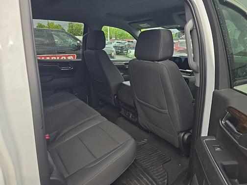 Summit White 2024 GMC Sierra 1500 Elevation
