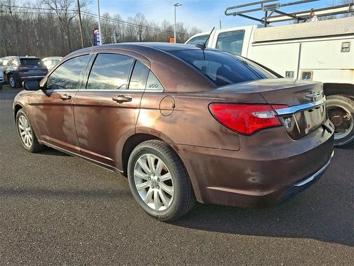 2013 Chrysler 200 Touring
